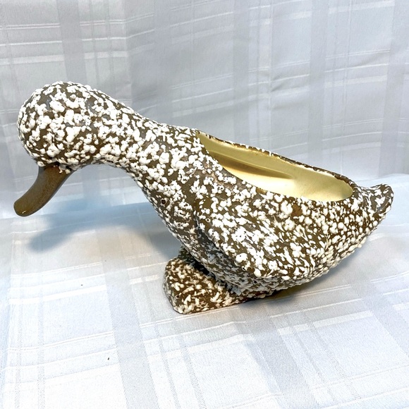 EUC Royal Haegar Speckled Duck Planter - Picture 3 of 15